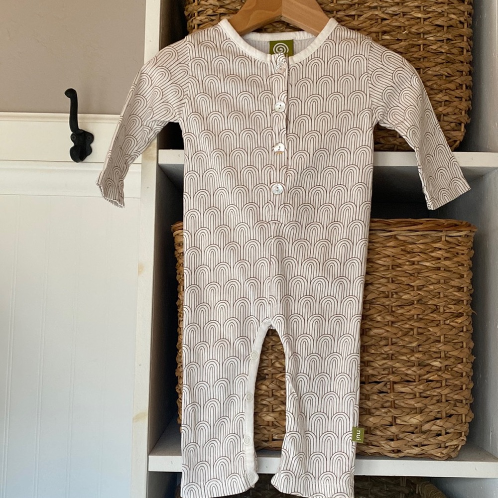 Nui Organic Neural Rainbow Print Baby Onesie 6-12 Month